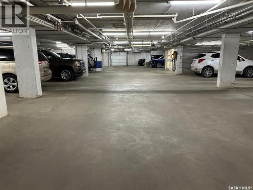 205 75 Souris Avenue, Weyburn, SK - Indoor Photo Showing Garage