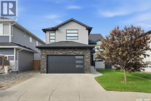 670 Fast Crescent, Saskatoon, SK - Outdoor With Facade