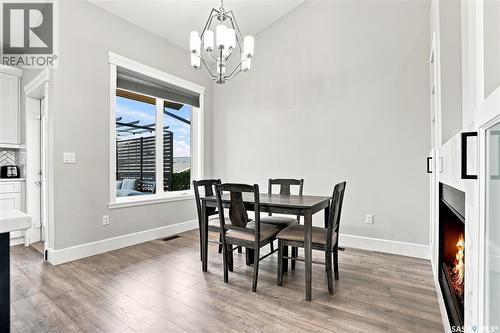 670 Fast Crescent, Saskatoon, SK - Indoor Photo Showing Dining Room