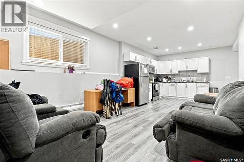 670 Fast Crescent, Saskatoon, SK - Indoor