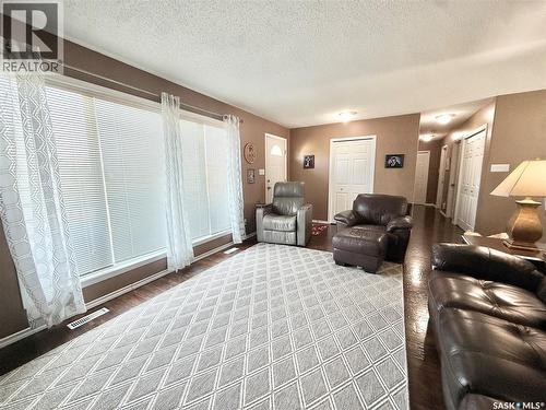 301 Rosher Street, Colonsay, SK - Indoor Photo Showing Other Room