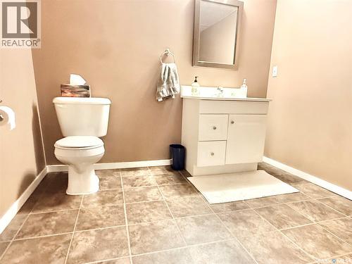 301 Rosher Street, Colonsay, SK - Indoor Photo Showing Bathroom