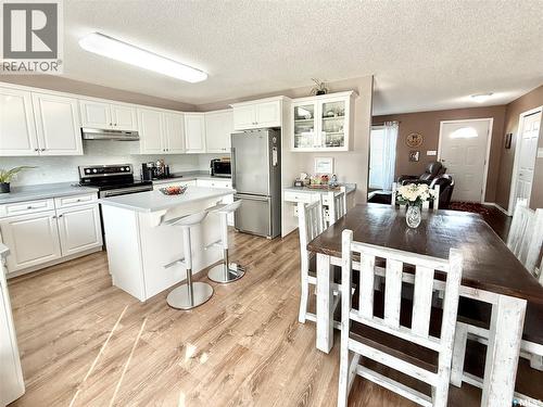 301 Rosher Street, Colonsay, SK - Indoor