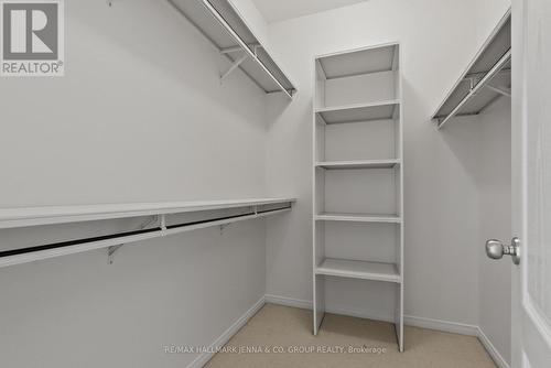 110 Heathercrest Private, Ottawa, ON - Indoor With Storage