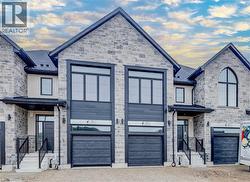 89 RIVERGREEN Crescent Cambridge, ON N1R 5S3