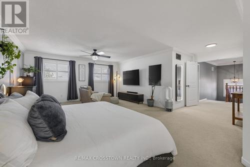 2197 Batters Loop, Innisfil, ON - Indoor Photo Showing Bedroom