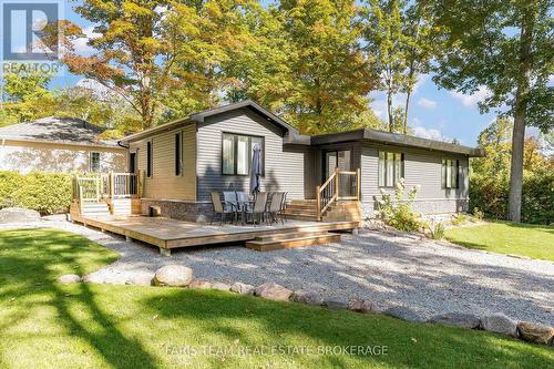 1720 TAY POINT ROAD  Penetanguishene, ON L9M 1X7