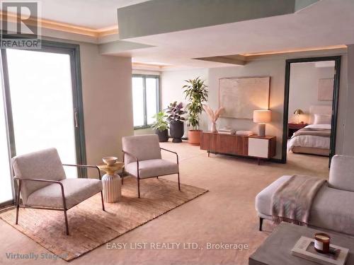 208 Anastasia Terrace, Mississauga, ON - Indoor Photo Showing Living Room