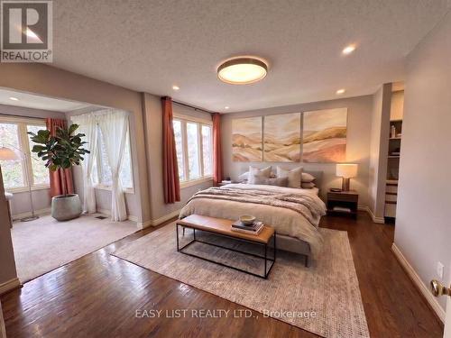 208 Anastasia Terrace, Mississauga, ON - Indoor Photo Showing Bedroom