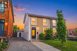 153 ELGIN STREET Hamilton, ON L8L 4Y1