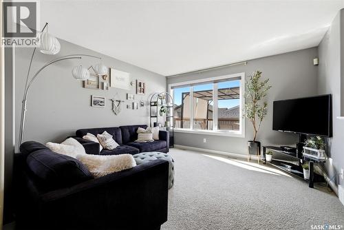 3326 Green Moss Lane, Regina, SK - Indoor Photo Showing Living Room