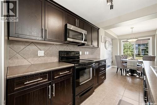 3326 Green Moss Lane, Regina, SK - Indoor Photo Showing Kitchen
