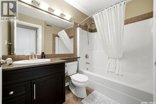 3326 Green Moss Lane, Regina, SK - Indoor Photo Showing Bathroom
