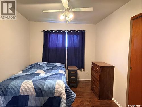 252 Railway Avenue, Forget, SK - Indoor Photo Showing Bedroom