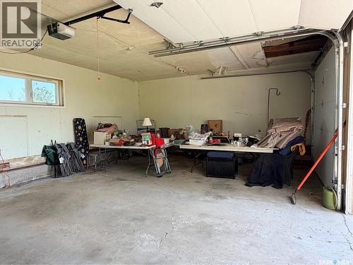 252 Railway Avenue, Forget, SK - Indoor Photo Showing Garage