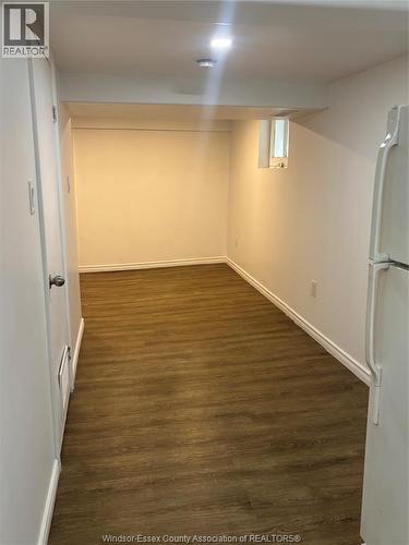 984 Ellrose, Windsor, ON - Indoor Photo Showing Other Room