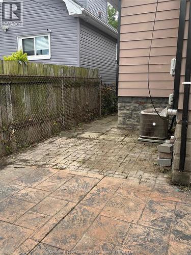 984 Ellrose, Windsor, ON - Outdoor