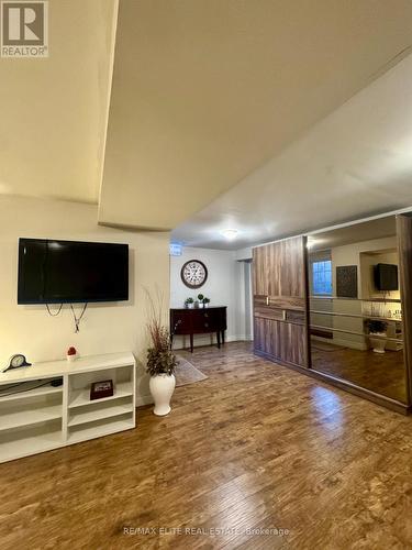 BASEMENT - 169 LARRATT LANE , Richmond Hill, Ontario L4C 0E8 3