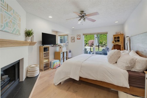 181 White Pine Rd, View Royal, BC 