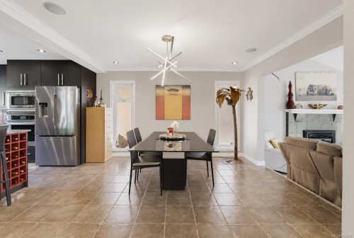 181 White Pine Rd, View Royal, BC 