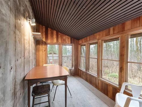 28 Lakeview Dr, Alexander, MB - Indoor Photo Showing Other Room