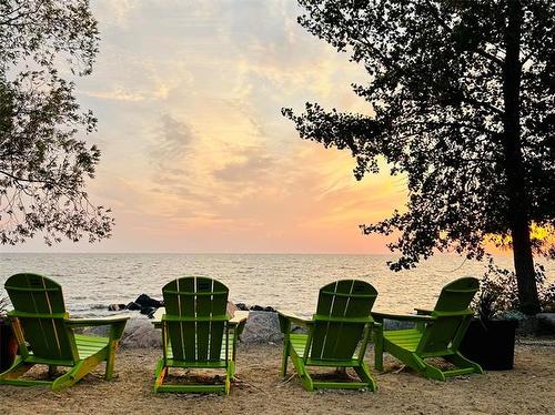 28 Lakeview Dr, Alexander, MB - Outdoor With Body Of Water