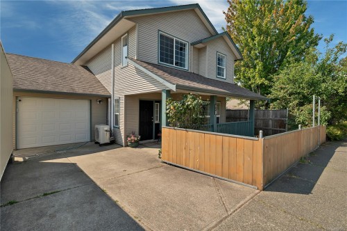 391 Niluht Rd, Campbell River, BC 