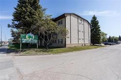1107-650 Kenaston BLVD  Winnipeg, MB R3N 2A1