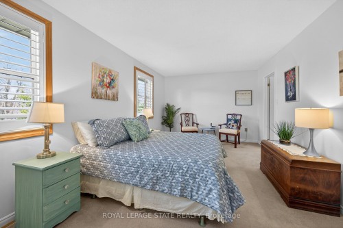 621 Tomahawk Crescent, Hamilton, ON - Indoor Photo Showing Bedroom