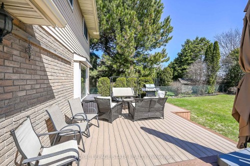 621 Tomahawk Crescent, Hamilton, ON - Outdoor With Deck Patio Veranda