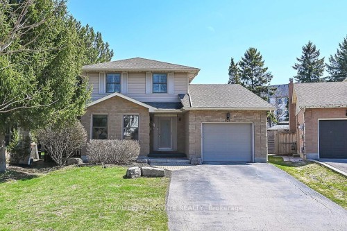 621 Tomahawk Crescent, Hamilton, ON - Outdoor With Facade