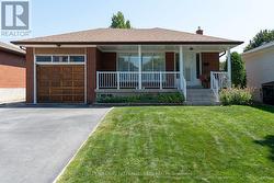 19 GROVERDALE ROAD  Toronto, ON M9C 3M7