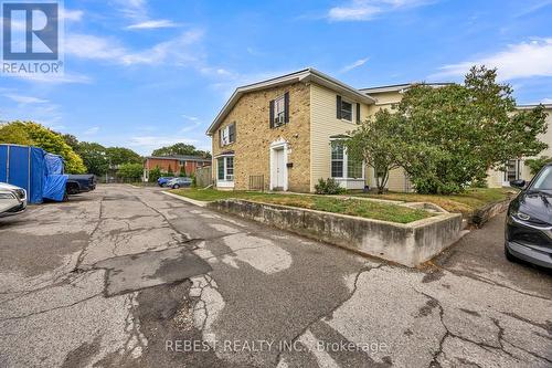 1 - 73 ARBOUR GLEN CRESCENT  London East, ON N5Y 1Z9