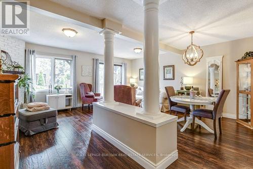 4 Edgewater Drive, Hamilton, ON - Indoor Photo Showing Dining Room