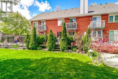 4 Edgewater Drive, Hamilton, ON - Outdoor