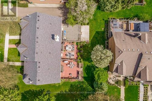 4 Edgewater Drive, Hamilton, ON - Outdoor