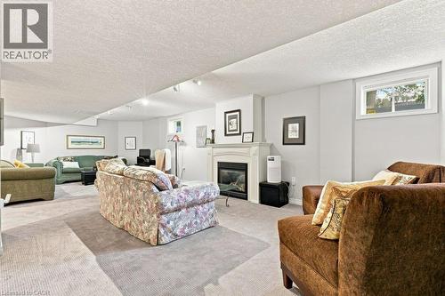 515 Birchleaf Walk, Waterloo, ON - Indoor Photo Showing Living Room With Fireplace