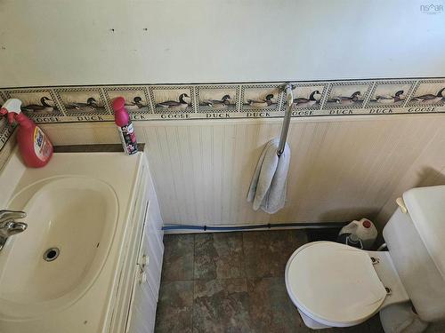 5588 204 Highway, Little River, NS - Indoor Photo Showing Bathroom