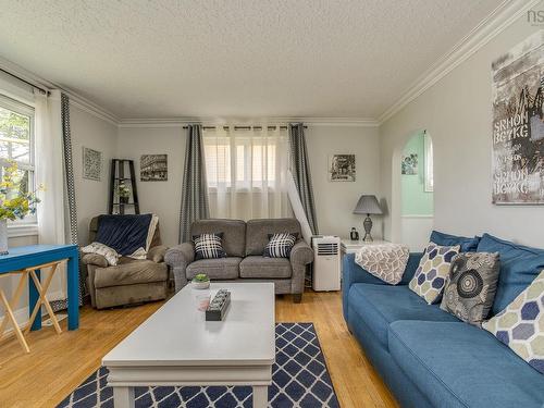 712 Old Sambro Road, Halifax, NS - Indoor Photo Showing Living Room