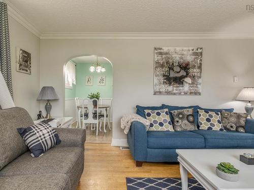 712 Old Sambro Road, Halifax, NS - Indoor Photo Showing Living Room