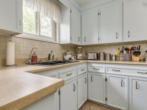 712 Old Sambro Road, Halifax, NS - Indoor Photo Showing Kitchen With Double Sink