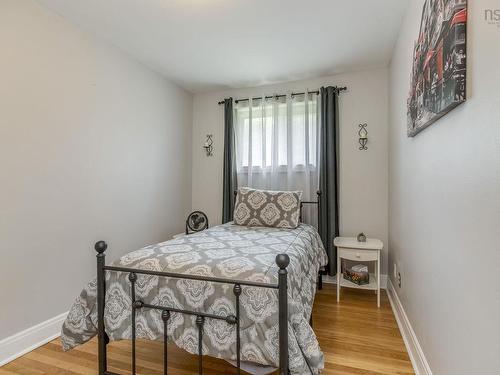 712 Old Sambro Road, Halifax, NS - Indoor Photo Showing Bedroom