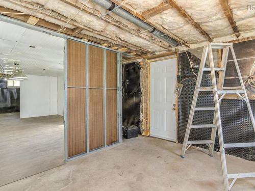 712 Old Sambro Road, Halifax, NS - Indoor Photo Showing Basement