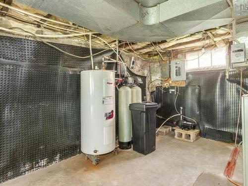 712 Old Sambro Road, Halifax, NS - Indoor Photo Showing Basement