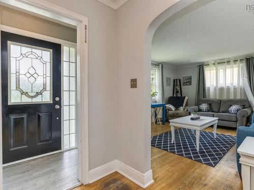 712 Old Sambro Road, Halifax, NS - Indoor Photo Showing Living Room