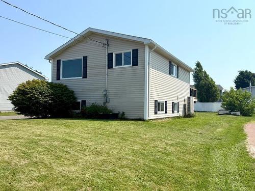 20 Dickey Street, Amherst, NS - Outdoor With Exterior