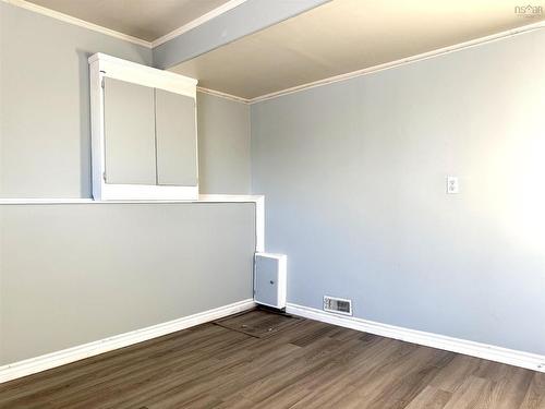 20 Dickey Street, Amherst, NS - Indoor Photo Showing Other Room