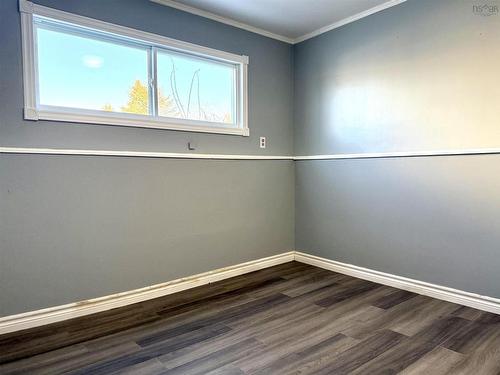 20 Dickey Street, Amherst, NS - Indoor Photo Showing Other Room