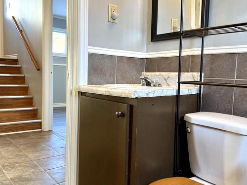 20 Dickey Street, Amherst, NS - Indoor Photo Showing Other Room
