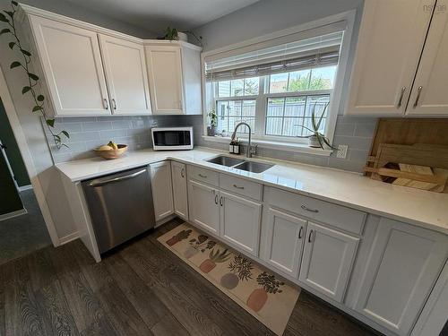 18 Crockett Court, Antigonish, NS - Indoor Photo Showing Kitchen With Double Sink
